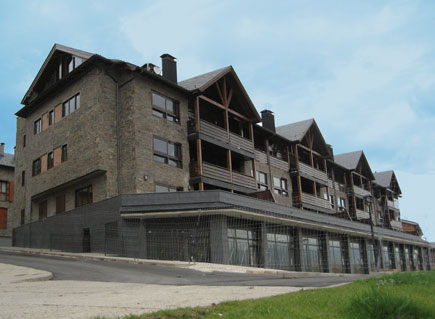Edificio Unifamiliar - Puigcerdà 02