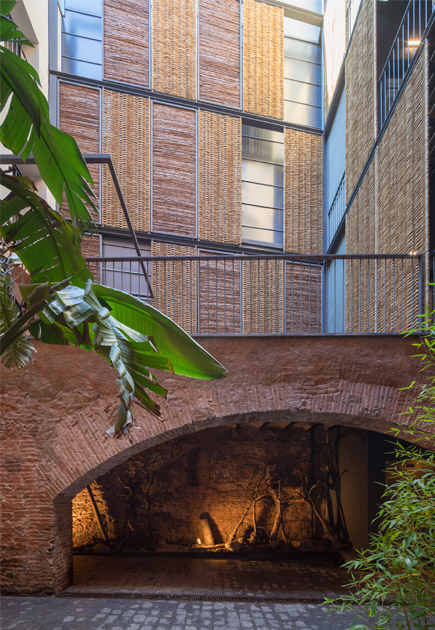 Rehabilitación de Edificios -Rec Comtal 26