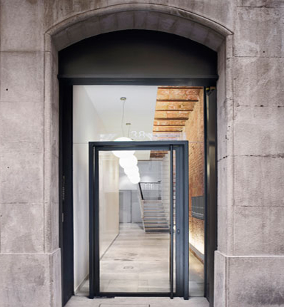 Rehabilitación de Edificios - St. Pere Més Baix 01